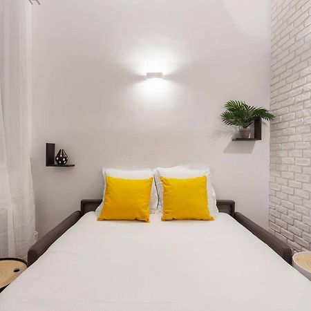 Chic Saint-Germain-Des-Pres Studio For 4 - Prime Location Paris Exteriör bild